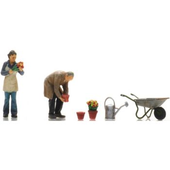 Floristen/Gärtner mit Gartengeräten