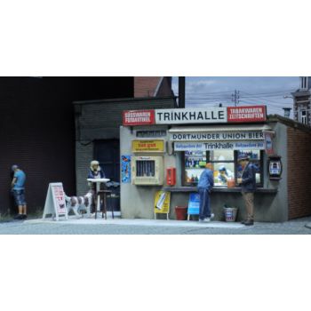 An der Trinkhalle, 6 Figuren