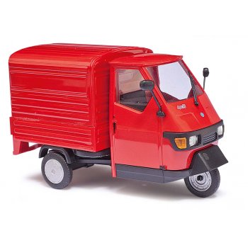 Piaggio Ape 50 mit Kastenaufbau, rot