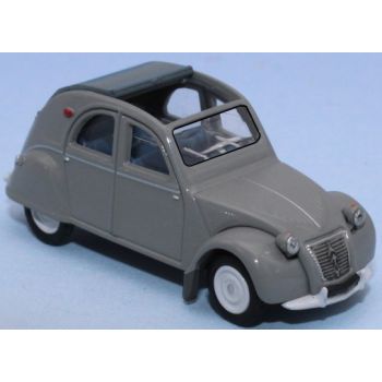 Citroen 2 CV AZLP, grau, geöffnetes graues Verdeck, blaue Sitze, Baujahr 1958