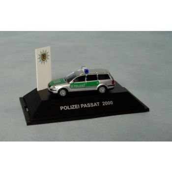 VW Passat 2000 Variant de POLIZEI, silber/grün