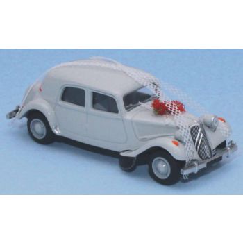 Citroen Traction 11B, graues Hochzeitsauto, Baujahr 1952