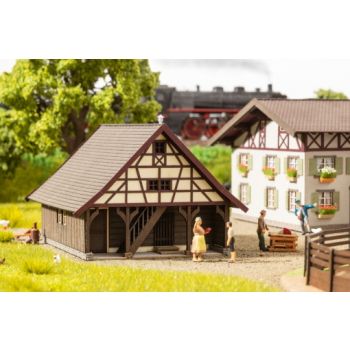 Landwirtschaftliches Nebengebäude, 10,1 x 8,7 x 6,5 cm