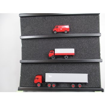 Packung 100 Jahre Automobil, Set mit 3 Modellen: Mercedes-Benz 207 D Kastenwagen, Mercedes-Benz 1017 Pritsche/Plane, Mercedes-Benz 2228 (6x4) Sattel-