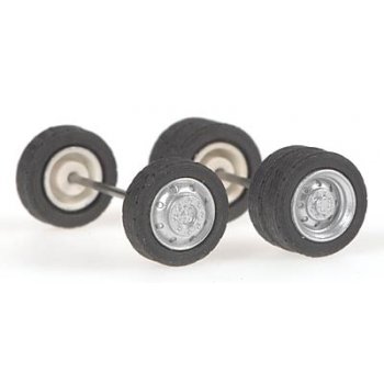 Mercedes Geländereifensatz mit Felgen, 2 S.