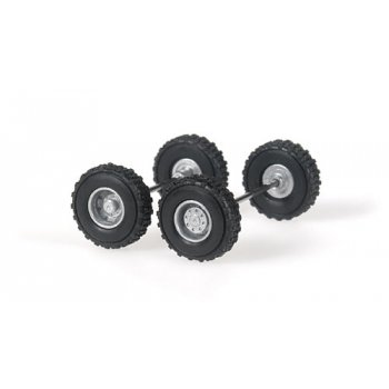 IVECO Geländereifen mit Felgen (4 Satz)