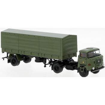 IFA W50 Pritschen-/Planensattelzug der NVA, oliv, Baujahr 1965