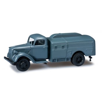 Ford V 3000 Tankfahrzeug, wehrmachtsgrau