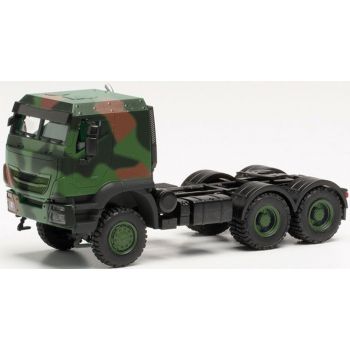Iveco Trakker geschützt 6x6 Sattelzugmaschine, Flecktarn, Bundeswehr