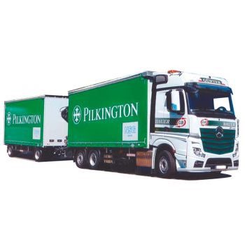 Mercedes-Benz Actros2 Big, Gardinen-Kofferhängerzug, Bauer / Pilkington
