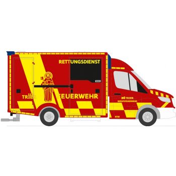 Mercedes-Benz Sprinter Wietmarscher Ambulanzfahrzeug Design RTW 18, Rettungsdienst Feuerwehr Trier, Rheinland-Pfalz