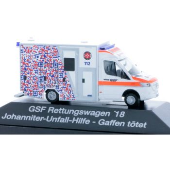 Mercedes-Benz Sprinter GSF RTW 16, Johanniter Berlin - Gaffen tötet, QR-Code auf Rettungswagen