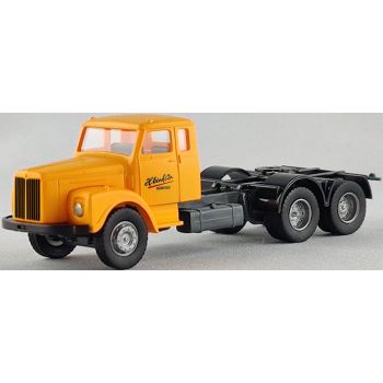 Scania 111 3Achs-Sattelzugmaschine, schwarzer Kühlergrill, VINK