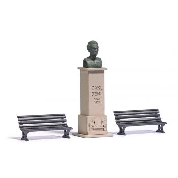 Carl Benz Statue, Carl Benz Denkmal errichtet 1958 in Karlsruhe, mit Sitzbänken, Fertigmodell