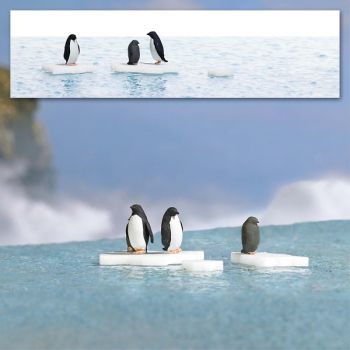 Action-Set Pinguine auf Eisschollen, 3 Pinguine treiben auf 3 Eisschollen über das Wasser