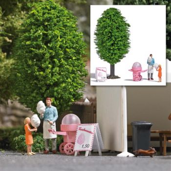 Zuckerwatte, Verkäufer mit Zuckerwattemaschine, Mädchen mit Zuckerwatte, mit Bäumchen und Werbeplakat