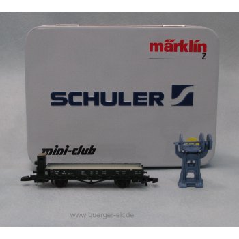 Märklin Museumswagen 2001, mini-club, Schuler Göppingen (Rungenwagen mit Bremserhaus, mit kleiner Metallpresse, in Blechschatulle)