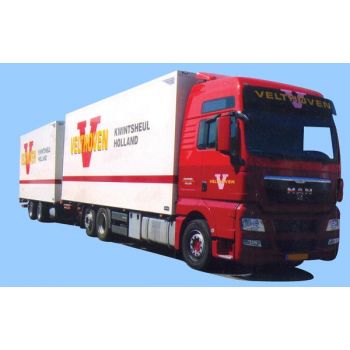MAN TGX XXL Kühlkoffertandemhängerzug, Velthoven