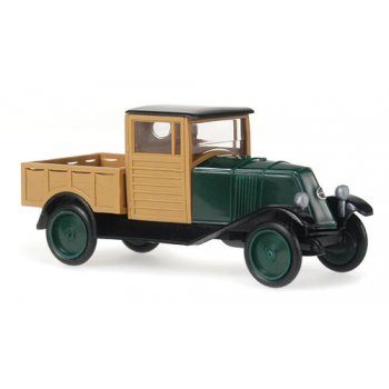 Renault NN, Pritschen Lieferwagen, grün/schwarz