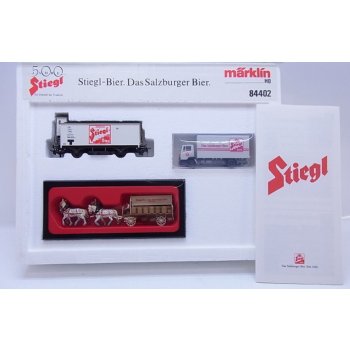 Stiegl Bier 500 Jahre, Inhalt: 1 Gedeckter Güterwagen mit Bremserhaus (4680) Salzburger Stiegl Bier, ÖBB-Wagendaten, 1 Wiking Modell Mercedes-Benz 814