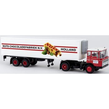 DAF FT 2600, Kühlkoffersattelzug, R.S.K./nuts Chocoladefabriek N.V. Holland, Baujahr 1962