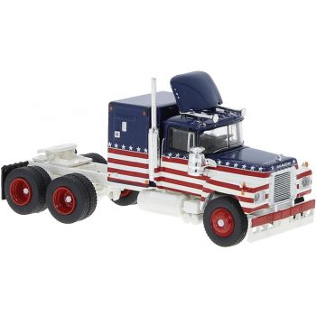 Mack RS 700 US-Zugmaschine, Sondermodell Stars & Stripes, Baujahr 1966