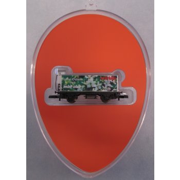 Frohe Ostern mit mini-club märklin, (Altbaugüterwagen mit Bremserhaus,  Abb. von Obstbaumblüten, verpackt in durchsichtigem Osterei zum aufhängen,