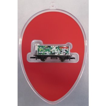 Frohe Ostern mit mini-club märklin, (Altbaugüterwagen mit Bremserhaus,  Abb. von Obstbaumblüten, verpackt in durchsichtigem Osterei zum aufhängen,