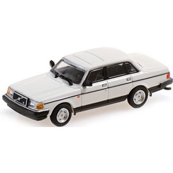 Volvo 240 GL, weiß, Baujahr 1986