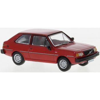Volvo 343, rot, Baujahr 1976, von PCX