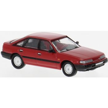 Mazda 626 Fließheck, rot, Baujahr 1987, von PCX