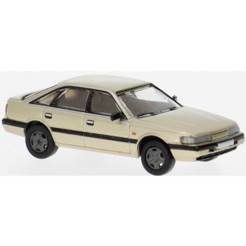Mazda 626 Fließheck, beige metallic, Baujahr 1987, von PCX