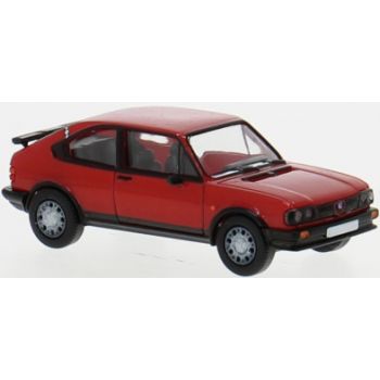 Alfa Romeo Alfasud, rot, Baujahr 1980, von PCX