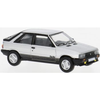 Renault 11 Turbo, silber, Baujahr 1985, von PCX