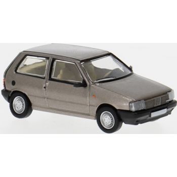 Fiat Uno, braun metallic, Baujahr 1984, von PCX