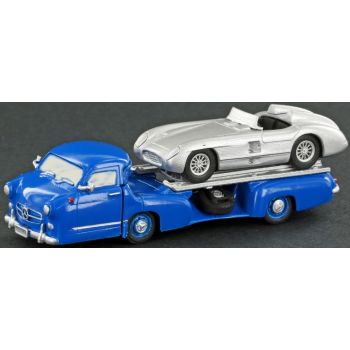 Mercedes-Benz Renntransporter - Das blaue Wunder, 1955, beladen mit Mercedes-Benz 300 SLR, silber, (LeGrand)