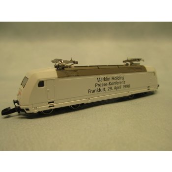 E-Lok BR 101 weiß, Märklin Holding Presse-Konferenz Frankfurt, 29. April 1998, Sonderlok Pressekonferenz, verpackt in Holzkiste, Excklusivauflage!
