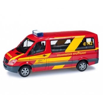 Mercedes-Benz Sprinter '06 Bus, MTW 30 der Berufsfeuerwehr Stuttgart, S-FW 2663