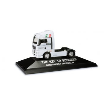 MAN TGX XLX Solo-Zugmaschine, MAN Italy