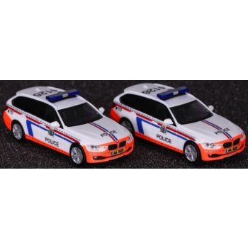 Set mit 2 BMW 3er Touring (F31) POLICE Grand Ducale, Polizei Luxemburg mit Dachkennungen und Nummernschilder AA 4125 + AA 4126, Design 2018