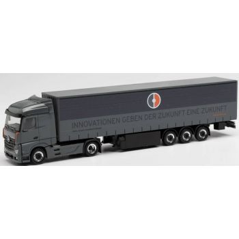 Mercedes-Benz Actros Streamspace Gardinenplanen-Sattelzug, COPA - Innovationen geben der Zukunft eine Zukunft
