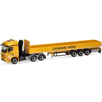 Mercedes-Benz Arocs Streamspace Pritschen-Sattelzug mit Kran 3achsig/3achsig, Leonhard Weiss - 51349, Bauunternehmung Göppingen