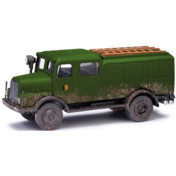 IFA S4000 TLF, NVA, oliv betriebsverschmutzt, Baujahr 1965