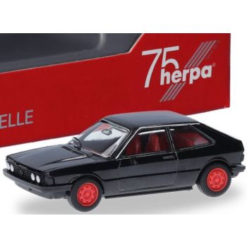 VW Scirocco, schwarz mit roten Felgen - SpiWa / 75 Jahre Herpa