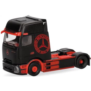 Mercedes-Benz eActros L 600 Procabin Gigaspace Zugmaschine 2achsig, schwarz/rot