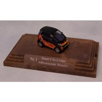 Smart City Coupe, Brennende Wand Galerie-S.
